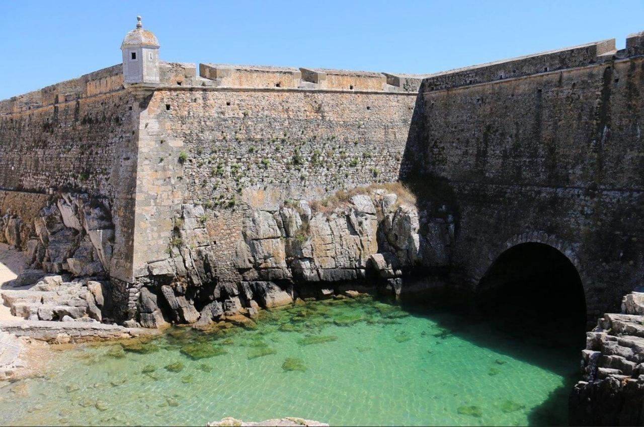 Appartement Jusqu'A 6 Personnes Sur La Presqu'Ile De Peniche Surf Portugal Экстерьер фото